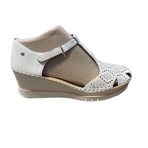 Pikolinos Women's Leather Perforated Wedge Sandals Aguadulce in Nata Size EU 42